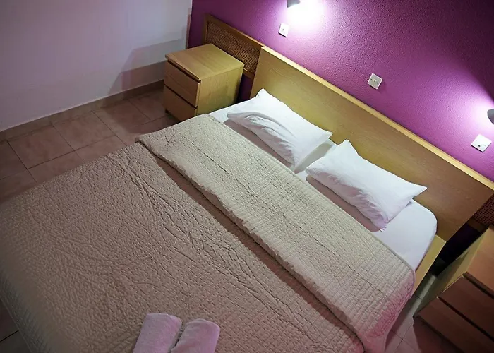 Telhinis & 2* فاليراكي