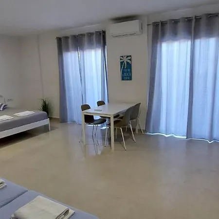 Telhinis & Hotel