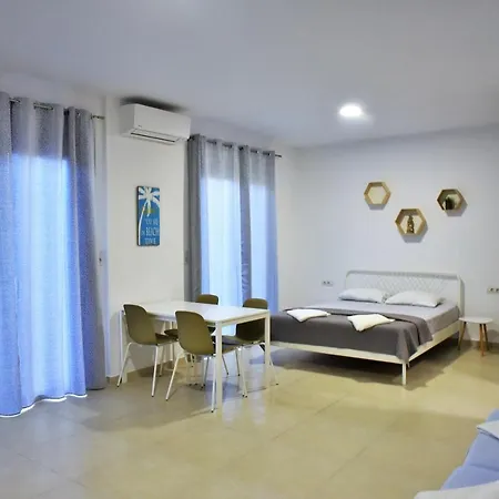 Telhinis & 2* Faliraki