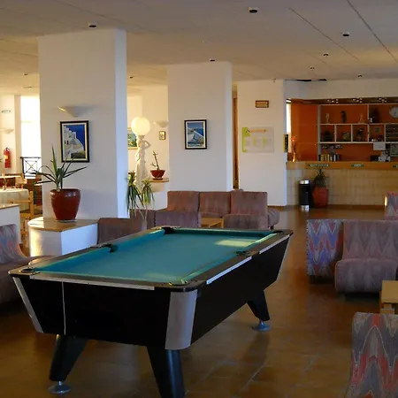 Отель Telhinis & 2*