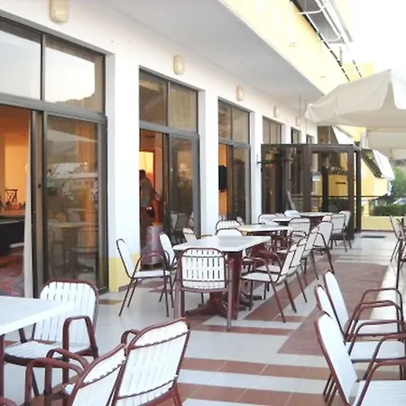 Telhinis & Otel